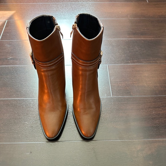Torgeis London Brown/Cognac Heeled Boots with Gold Buckle and Stitch Detail - Picture 7 of 10